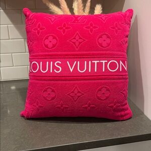Louis Vuitton LVacation Beach Pillow in Fuchsia 💗
